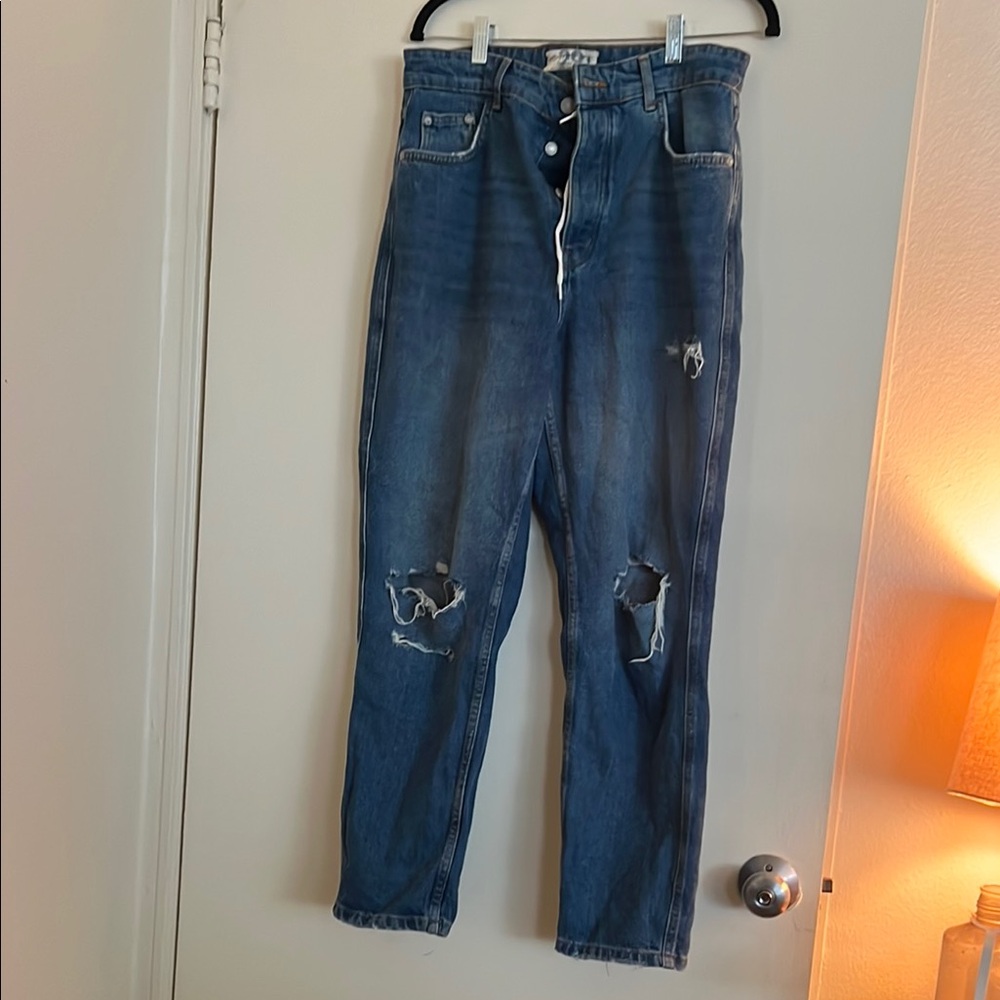 Free peoplele distressed jeans